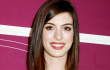 Anne Hathaway Bakal Hadirkan Anak-Anak Paduan Suara di Ajang Oscar Ke-83