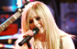 Video Musik: Avril Lavigne Jadi Gadis Pemberontak di Single 'What the Hell'