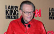 Larry King Alih Profesi Jadi Komedian di Atas Panggung