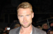 Ronan Keating Hadirkan Musik Orkestra di Album 'When Ronan Met Burt'