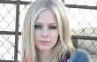 Avril Lavigne Sempat 'Perang' Dengan Label Rekamannya Demi 'Goodbye Lullaby'