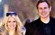 Jessica Simpson Ingin Rancang Sendiri Gaun Pengantinnya