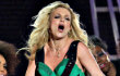 Video: Britney Spears Bungee Jumping Dalam WC Portable