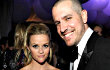 Foto: Reese Witherspoon Dobrak Tradisi Lewat Gaun Pengantin