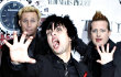 Video: Green Day Bikin Heboh di Penutupan Drama Musikal Broadway 'American Idiot'
