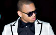 Video Musik: Chris Brown Bergoyang Ala Michael Jackson di 'She Ain't You'