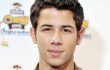 Ingin Tampil Optimal di Drama Musikal 'Hairspray', Nick Jonas Latihan Tari Salsa