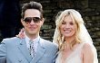 Kate Moss Dan Jamie Hince Menikah, Warga Southrop Protes