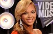 Beyonce Knowles Hamil Anak Pertama