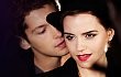 Video: Emma Watson Dikejar Seorang Pemuda di Promo Parfum Tresor Midnight Rose
