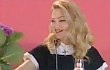 Video: Madonna Menyesal Atas Sikapnya Saat Terima Bunga di Venice International Film Festival
