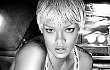Rihanna Kalahkan Pesona Megan Fox di Promo Terbaru Emporio Armani Underwear