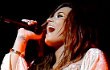 Video: Demi Lovato Bawakan Lagu Lil Wayne di Konsernya di New York
