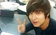 Lee Min Ho Layani Puluhan Ribu Fans China di Dunia Maya