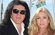 Bassist KISS dan Shannon Tweed Menikah