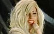 Lady GaGa Acungkan Jari Tengah ke Bill Clinton
