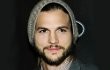 Ashton Kutcher Serahkan Urusan Twitter ke Manajemennya
