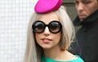Lady GaGa Sering Pipis di Tong Sampah