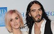 Katy Perry Pamer Kemesraan Bersama Russell Brand