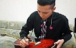 G-Dragon Big Bang Lelang Gitar Untuk Amal