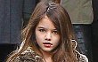 Suri Cruise Sabet Gelar Anak Artis Paling Berpengaruh