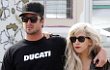 Lady GaGa Pamerkan Kekasih untuk Pertama Kali