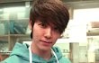 Follower Twitter Capai 1 Juta, Donghae Suju Panggang Kue