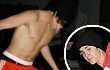 Telanjang Dada Main Skateboard, Justin Bieber Hebohkan Fans