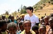 Junho 2PM Jadi Relawan di Afrika Selatan