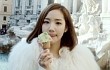 Hibur Diri, Park Min Young Liburan ke Italia