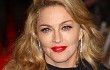 Madonna Ejek Mantan Suami di Lagu ' I Don't Give A ...'