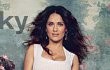 Salma Hayek Sempat Stres Gara-Gara Jerawat
