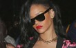 Rihanna Pamer Foto Serbuk Putih Diduga Narkoba