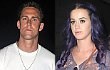 Katy Perry Asyik Ciuman dengan Pacar Baru