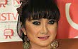 Kiki Amalia Bantu Suami Cari Nafkah