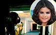 Selena Gomez Lepas Penat dengan Menembak