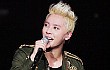 Banyak Fans Pingsan di Konser Solo Perdana Xiah Junsu