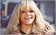 Rihanna Pamer Foto Topless untuk Iklan Parfum