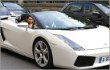 Kencan Bawa Mobil Baru, Kanye West Terjebak Macet
