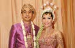 Ayu Dewi Senang Cucikan Pakaian Dalam Suami