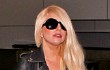 Lady GaGa Ungkap Video Pembuatan Parfum Fame