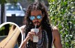 Jauhkan Diri dari Narkoba, Russell Brand Tambah Tato