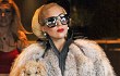 Lady GaGa Dikecam PETA Gara-Gara Mantel Bulu