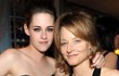 Jodie Foster Membela Kristen Stewart di Publik