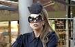Nyentriknya Lady GaGa Naik Sepeda Tanpa Alas Kaki