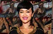 Julia Perez Mengeluh Sakit Leher