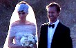 Anne Hathaway dan Adam Shulman Gelar Pernikahan Bertema Alam