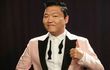 PSY Hadiahi Mobil untuk Koreografer 'Gangnam Style'