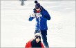 Romantisnya Kim Soo Hyun dan Suzy Bermain Salju di Pemotretan Majalah