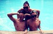 Big Bang Pamer Pose Telanjang Dada di Kolam Renang